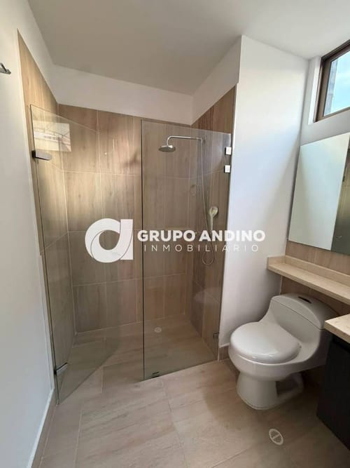 Apartamento de 2 alcobas en venta en Cabecera Del Llano, Bucaramanga, 97 m² · foto 7 de 24