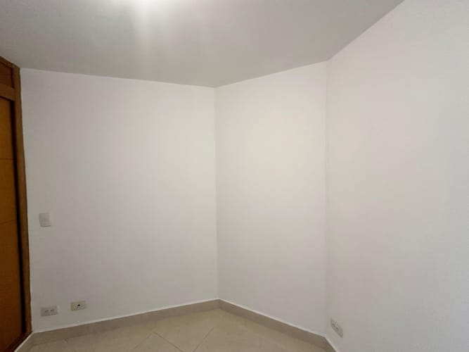 Apartamento de 3 alcobas en venta en La Floresta, Medellín, 64 m² · foto 10 de 12
