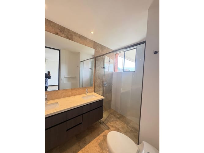 Apartamento de 3 alcobas en arriendo en La Florida, Medellín, 137 m² · foto 15 de 19