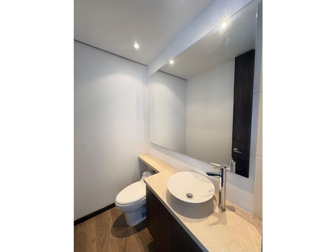 Apartamento de 3 alcobas en arriendo en La Florida, Medellín, 137 m² · foto 17 de 19