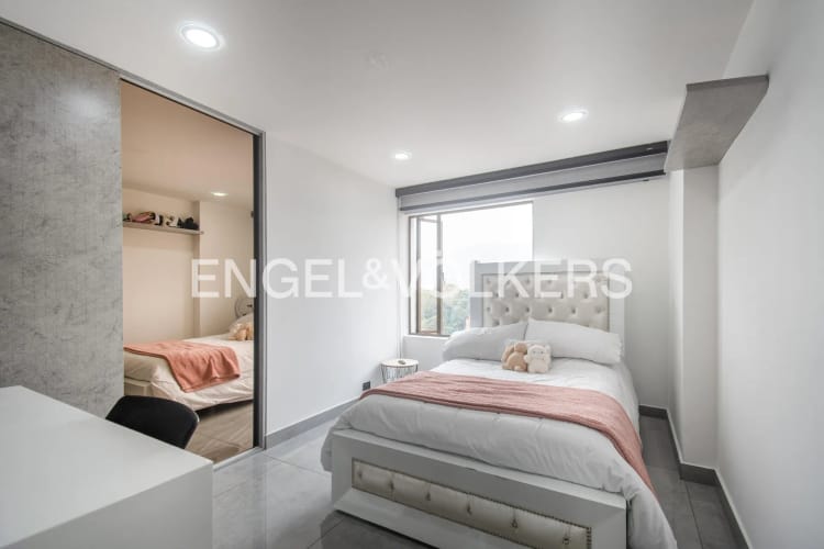 Apartamento de 5 alcobas en venta en La Calleja, Bogotá, 240 m² · foto 16 de 22
