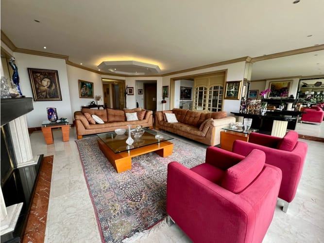 Apartamento en venta en Usaquen, Bogotá · foto 3 de 19