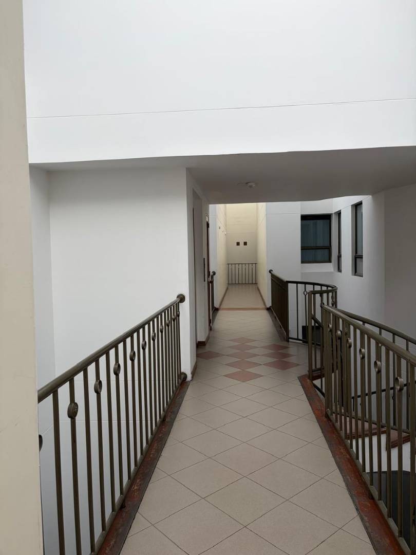 Apartamento en venta en Pontevedra, Bogotá · foto 3 de 24