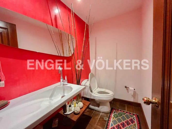 Apartamento de 3 alcobas en venta en Cerros De Niza, Bogotá, 238 m² · foto 12 de 20