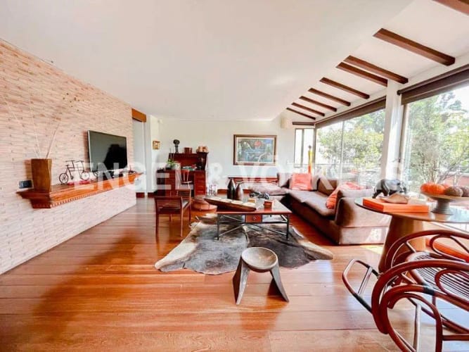 Apartamento de 3 alcobas en venta en Cerros De Niza, Bogotá, 238 m² · foto 6 de 20