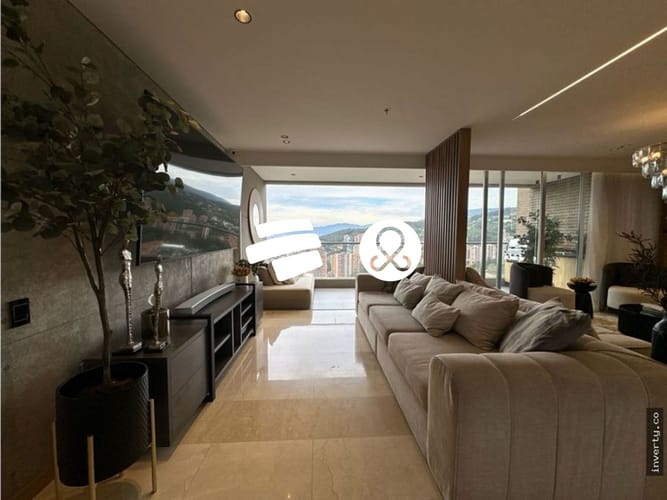 Apartamento de 3 alcobas en venta en El Poblado, Medellín, 198 m² · foto 12 de 23