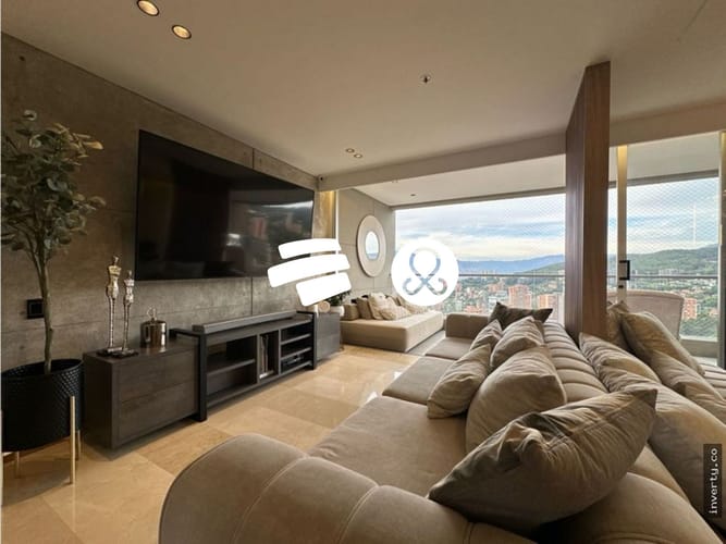 Apartamento de 3 alcobas en venta en El Poblado, Medellín, 198 m² · foto 15 de 23
