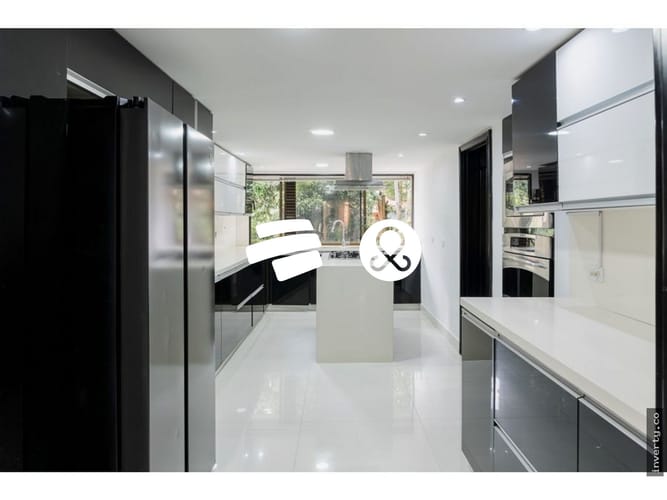 Apartamento de 4 alcobas en venta en Los Balsos, Medellín, 360 m² · foto 7 de 17