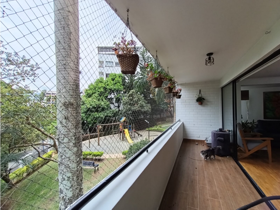 Apartamento en venta en La Aguacatala, Medellín · foto 3 de 23