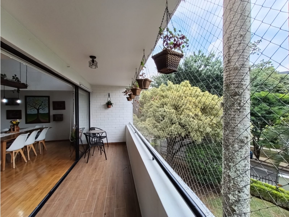 Apartamento en venta en La Aguacatala, Medellín · foto 4 de 23