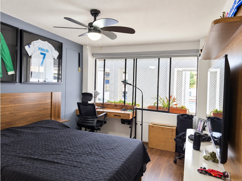 Apartamento en venta en La Aguacatala, Medellín · foto 16 de 23