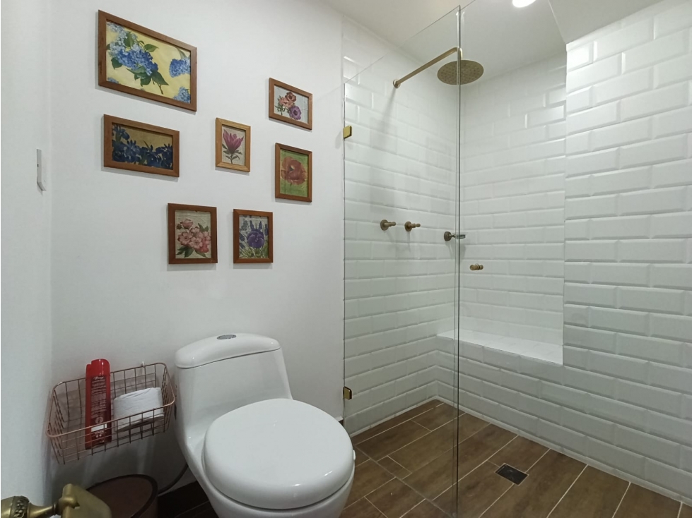 Apartamento en venta en La Aguacatala, Medellín · foto 20 de 23