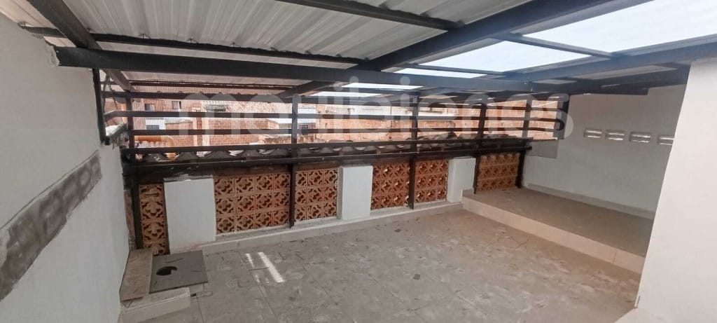 Casa de 16 alcobas en arriendo en Centro, Itagüí, 800 m² · foto 8 de 24