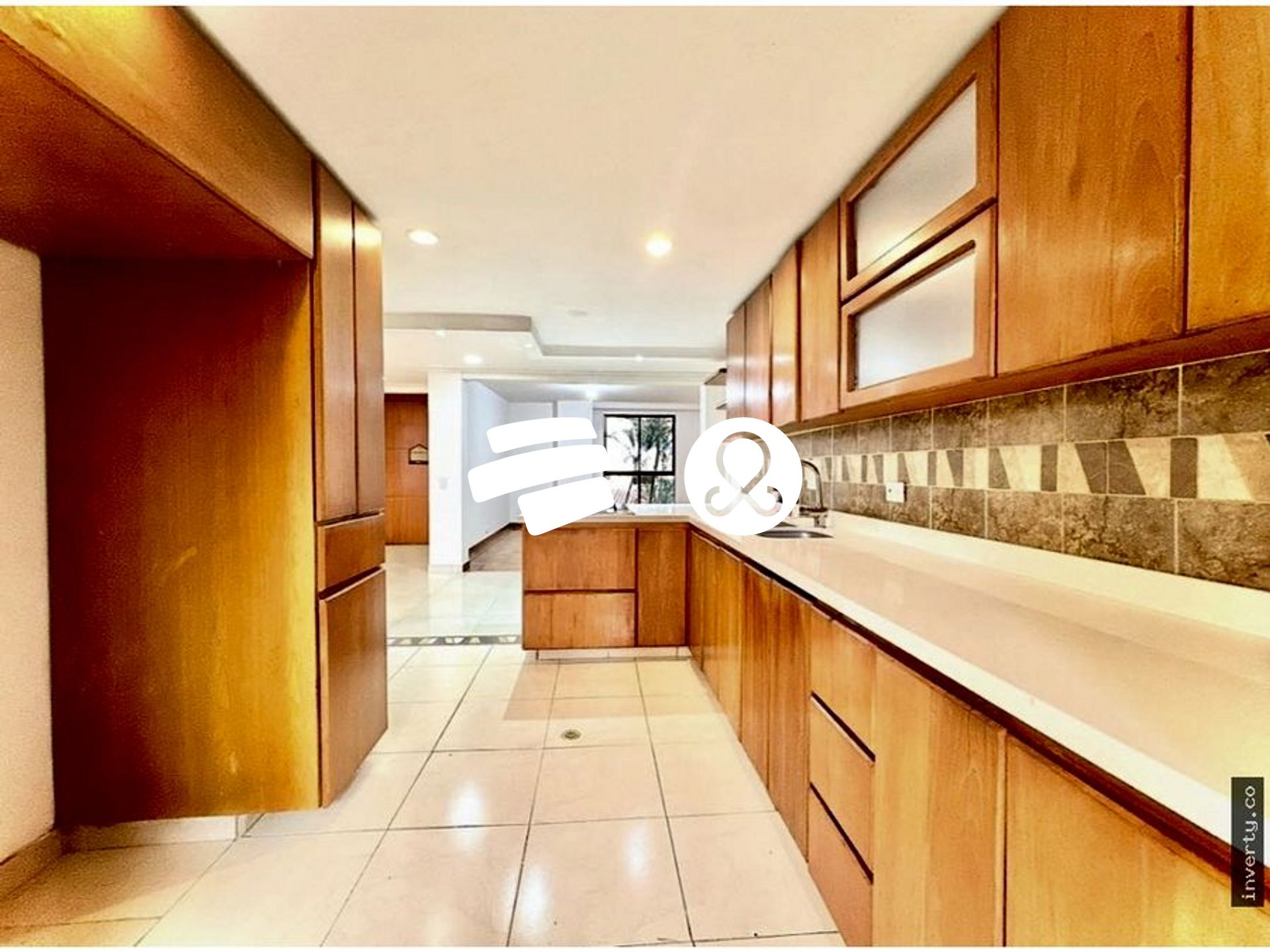 Apartamento en venta en El Poblado, Medellín · foto 13 de 18