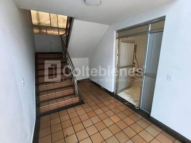 Bodega en arriendo en Monteazul, Sabaneta, 1000 m² · foto 11 de 15