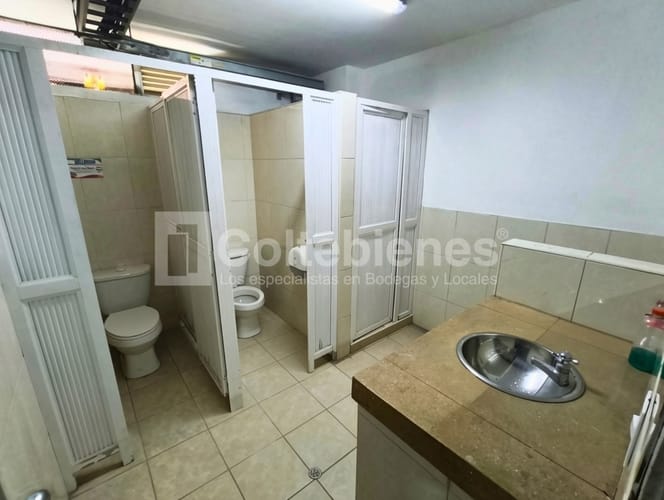 Bodega en arriendo en Monteazul, Sabaneta, 1000 m² · foto 14 de 15