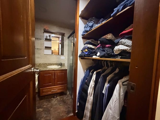 Apartamento de 3 alcobas en arriendo en Rodeo Alto, Medellín, 82 m² · foto 9 de 18
