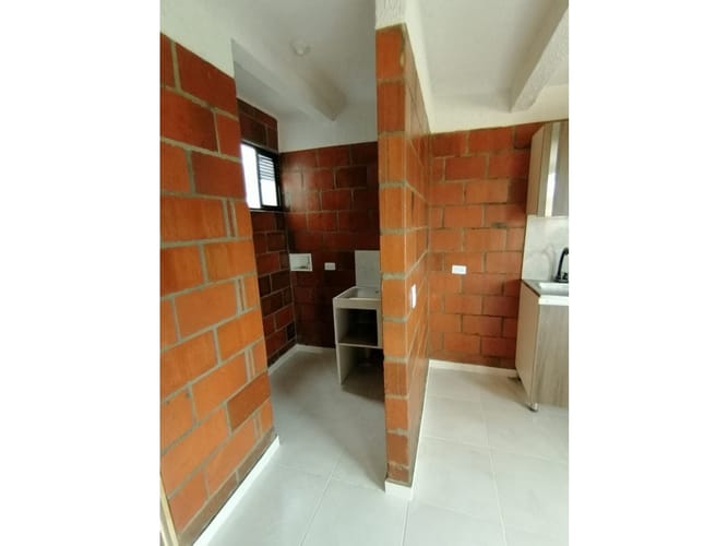 Apartamento de 3 alcobas en arriendo en Villas De Don Juan Ii, Girón, 56 m² · foto 4 de 7