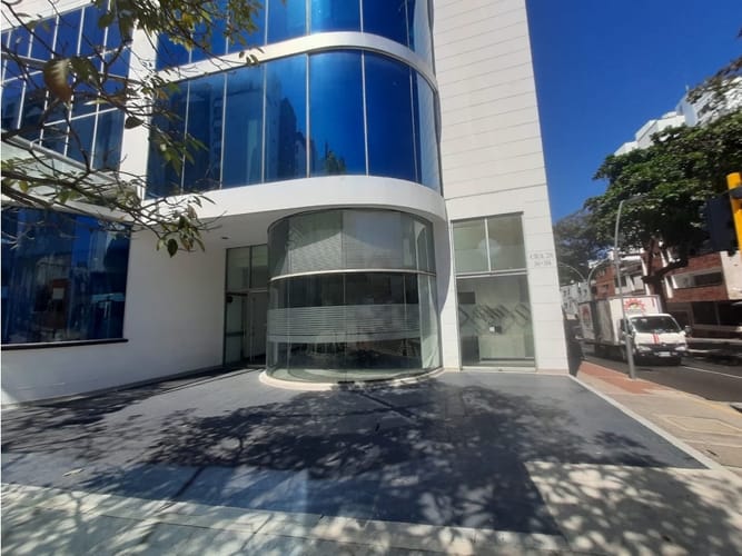Local en arriendo en Antonia Santos Centro, Bucaramanga, 275 m² · foto 2 de 24