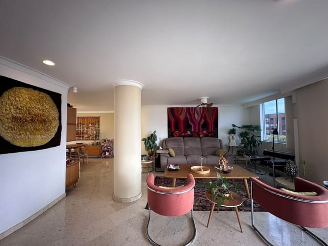 Apartamento de 3 alcobas en venta en El Poblado, Medellín, 171 m² · foto 6 de 19