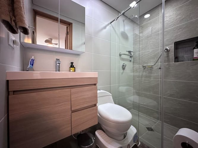 Apartamento de 3 alcobas en venta en El Poblado, Medellín, 171 m² · foto 18 de 19