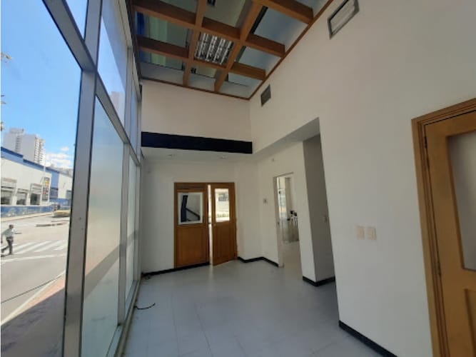 Local en arriendo en Antonia Santos Centro, Bucaramanga, 275 m² · foto 14 de 24