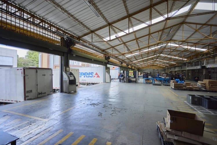 Bodega en arriendo en Santa Fe, Medellín, 3397 m² · foto 3 de 7