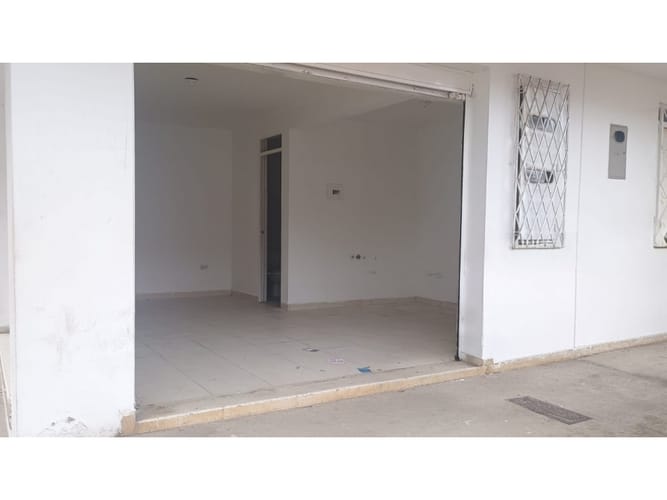Local en arriendo en Estoraques I Y Ii, Bucaramanga, 22 m² · foto 4 de 7