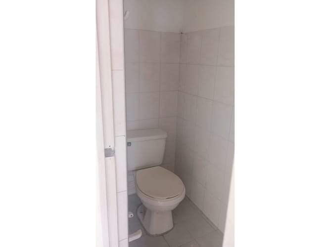 Local en arriendo en Estoraques I Y Ii, Bucaramanga, 22 m² · foto 5 de 7
