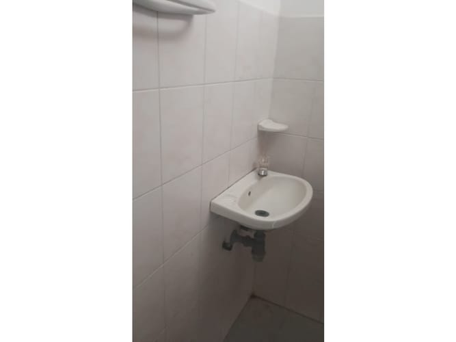 Local en arriendo en Estoraques I Y Ii, Bucaramanga, 22 m² · foto 6 de 7