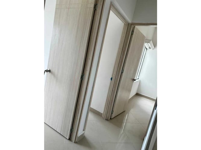 Apartamento de 3 alcobas en venta en Antonio Nariño, Medellín, 70 m² · foto 4 de 11
