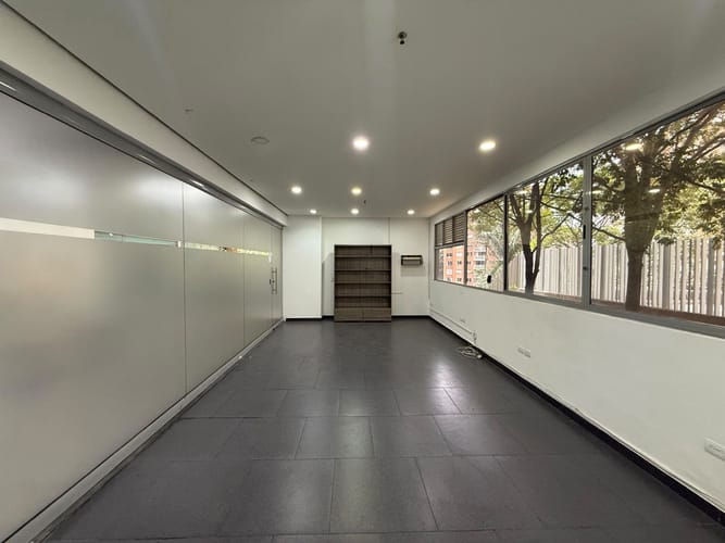 Local en arriendo en Las Palmas, Medellín, 33 m² · foto 2 de 7
