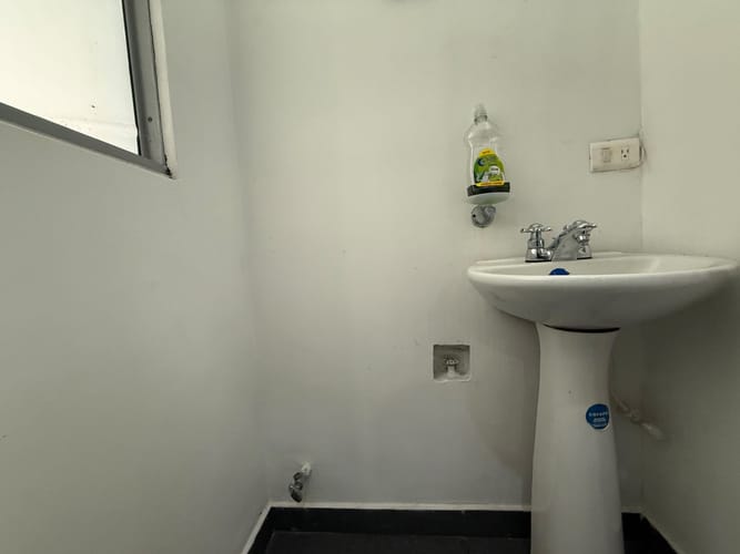 Local en arriendo en Las Palmas, Medellín, 33 m² · foto 7 de 7