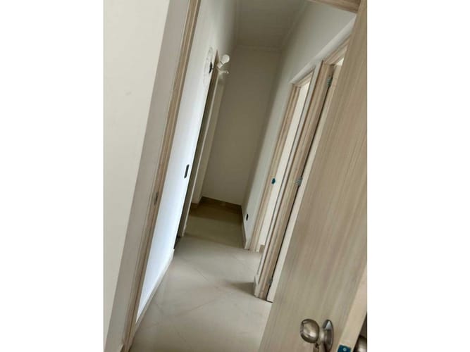 Apartamento de 3 alcobas en venta en Antonio Nariño, Medellín, 70 m² · foto 8 de 11