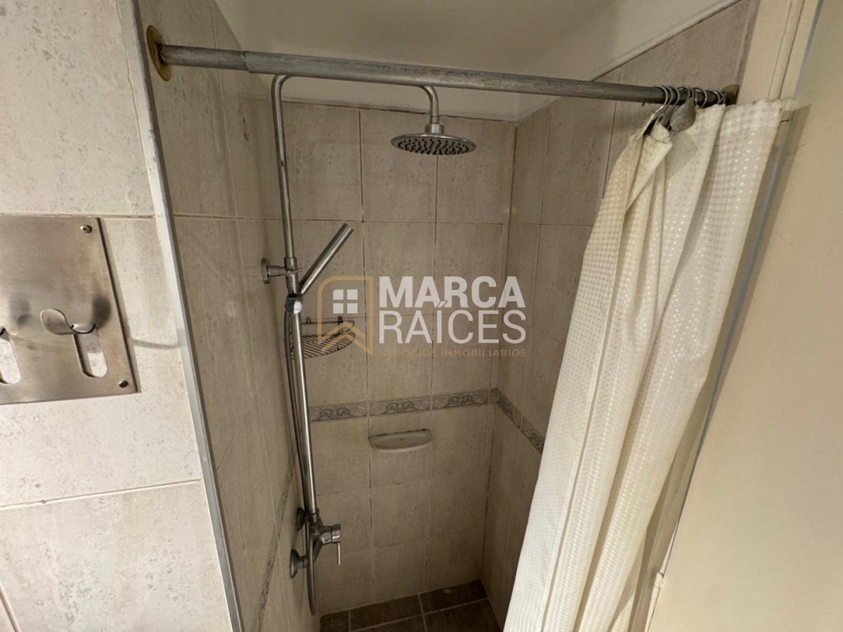 Alquiler Monoambiente con balcón. Pocitos, Montevideo · Foto 12