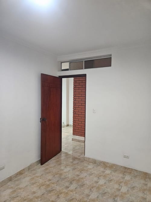 Casa de 4 alcobas en venta en Bretaña, Cali, 220 m² · foto 5 de 18