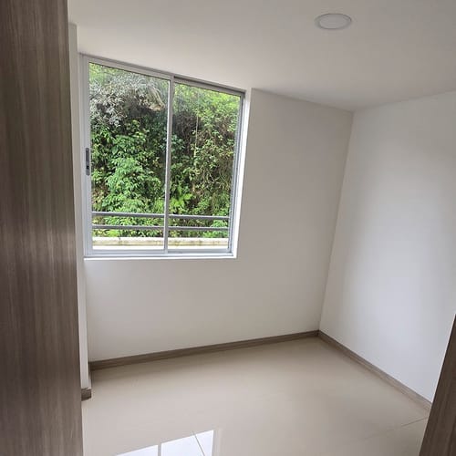 Apartamento de 3 alcobas en venta en Vegas De La Doctora, Sabaneta, 85 m² · foto 7 de 10