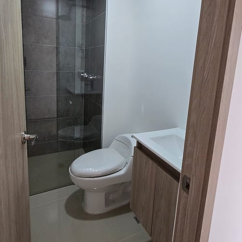 Apartamento de 3 alcobas en venta en Vegas De La Doctora, Sabaneta, 85 m² · foto 8 de 10
