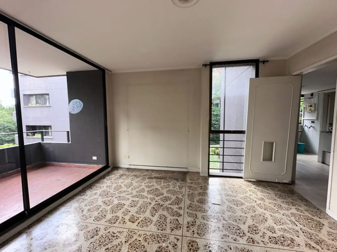 Apartamento de 3 alcobas en venta en El Poblado, Medellín, 157 m² · foto 7 de 16