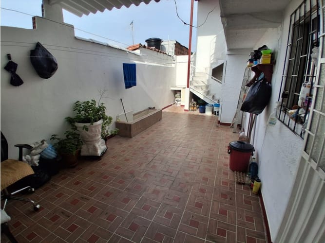 Casa de 8 alcobas en venta en Lagos I, Floridablanca, 162 m² · foto 6 de 24