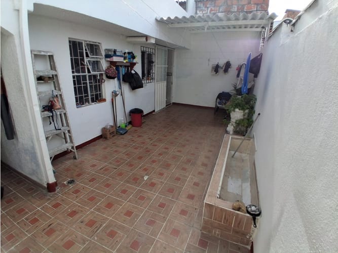 Casa de 8 alcobas en venta en Lagos I, Floridablanca, 162 m² · foto 7 de 24