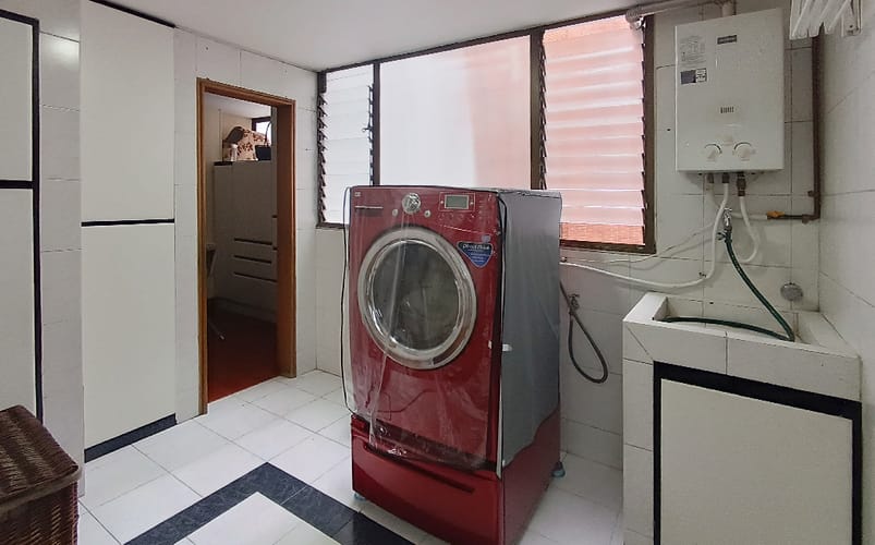 Apartamento de 3 alcobas en venta en Club De Los Lagartos, Bogotá, 154 m² · foto 4 de 23