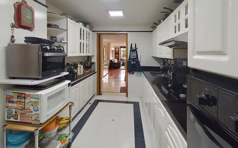 Apartamento de 3 alcobas en venta en Club De Los Lagartos, Bogotá, 154 m² · foto 5 de 23
