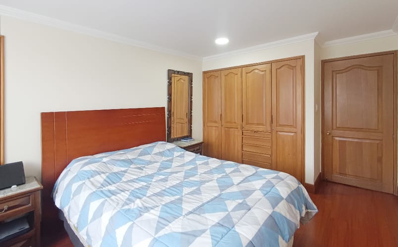 Apartamento de 3 alcobas en venta en Club De Los Lagartos, Bogotá, 154 m² · foto 14 de 23