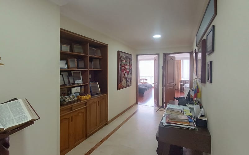 Apartamento de 3 alcobas en venta en Club De Los Lagartos, Bogotá, 154 m² · foto 16 de 23