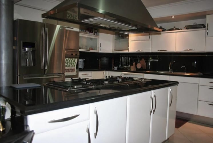 Casa de 4 alcobas en venta en Santa Ana, Bogotá, 620 m² · foto 11 de 14