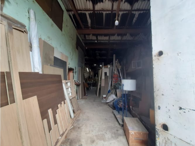 Bodega en venta en Comuneros, Bucaramanga, 320 m² · foto 2 de 7