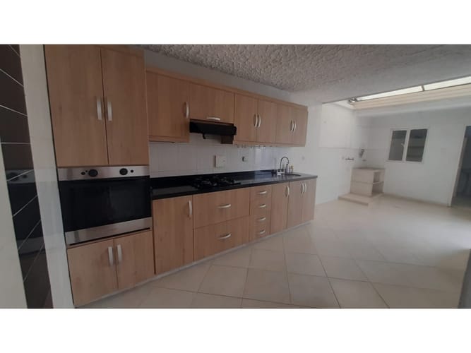 Casa de 3 alcobas en venta en Granjas De Provenza, Bucaramanga, 153 m² · foto 9 de 24