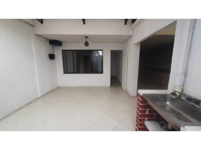 Casa de 3 alcobas en venta en Granjas De Provenza, Bucaramanga, 153 m² · foto 18 de 24