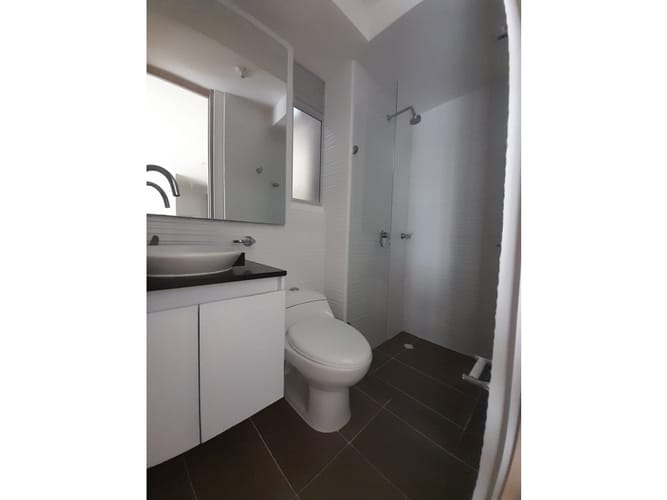Apartamento de 2 alcobas en arriendo en Ricaurte, 58 m² · foto 11 de 24